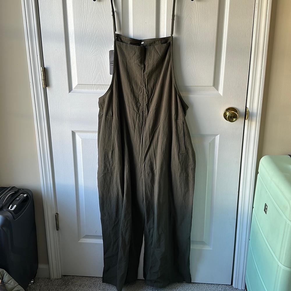 Amazon jumper